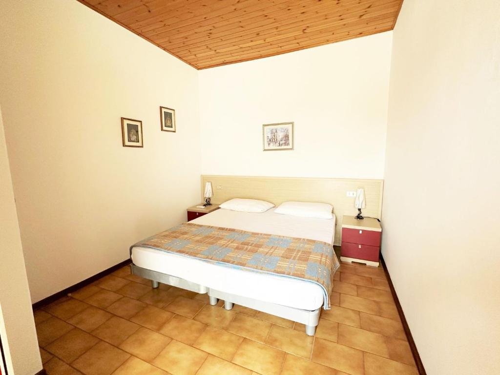 Duplex with terrace close to beach - 3