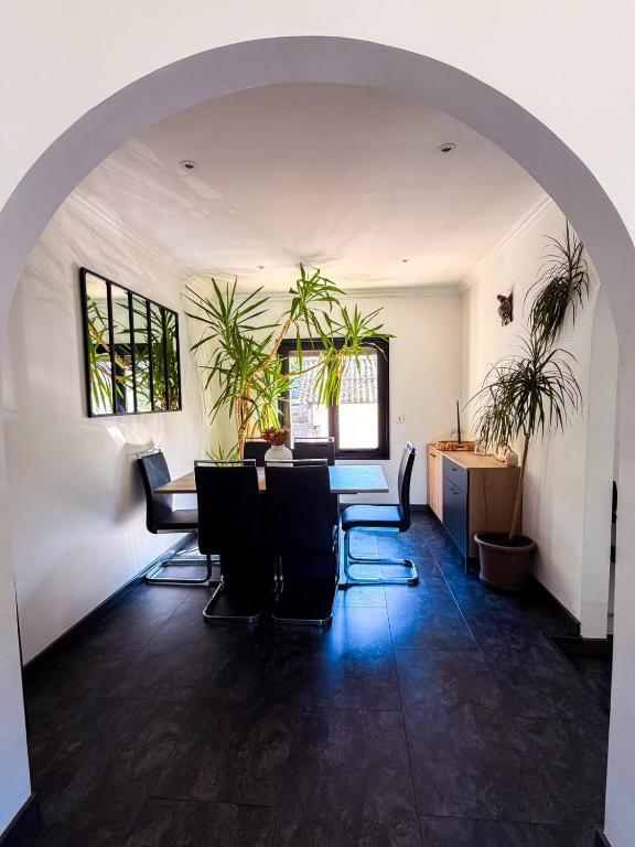 Maison vue montagne avec jaccuzi, piscine privés - 2