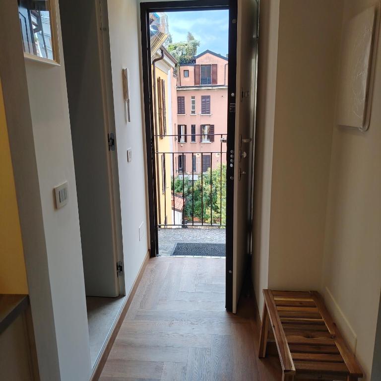 Il Nuovo Mondo,Porta Nuova 4 - 2