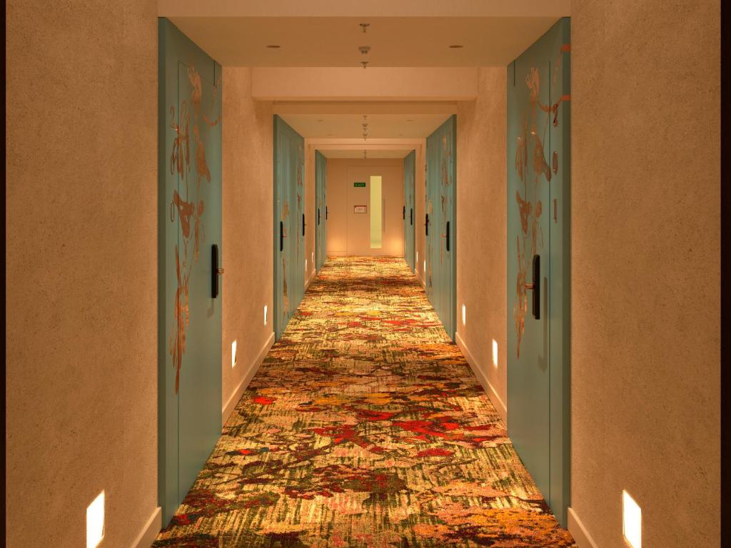 Panoramic Grand Hotel - 2