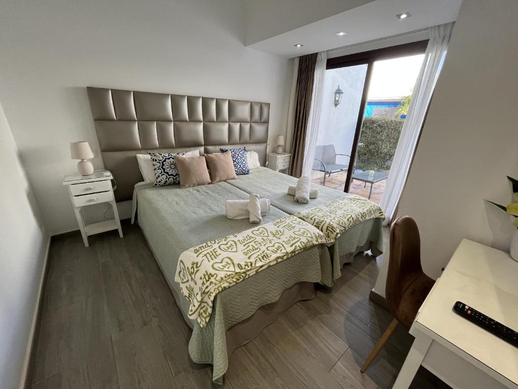 Estepona - Playa - Villa de 2 dormitorios con terrazas al lado del mar AL7 - 5