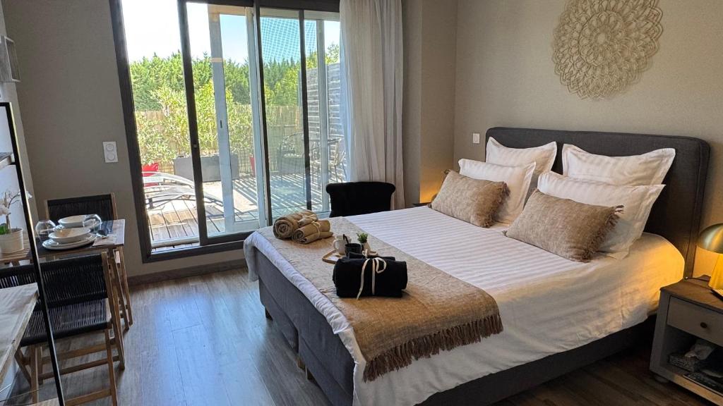 Sweet Home Studio Aix en Pce, clim,terrasse,piscine,pkg gratuit - 1