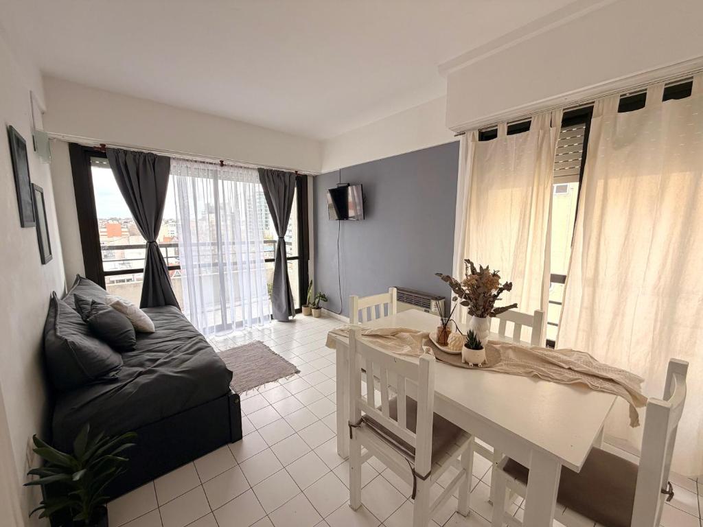 2 ambientes con balcon al contraf abierto y cochera fija - 1