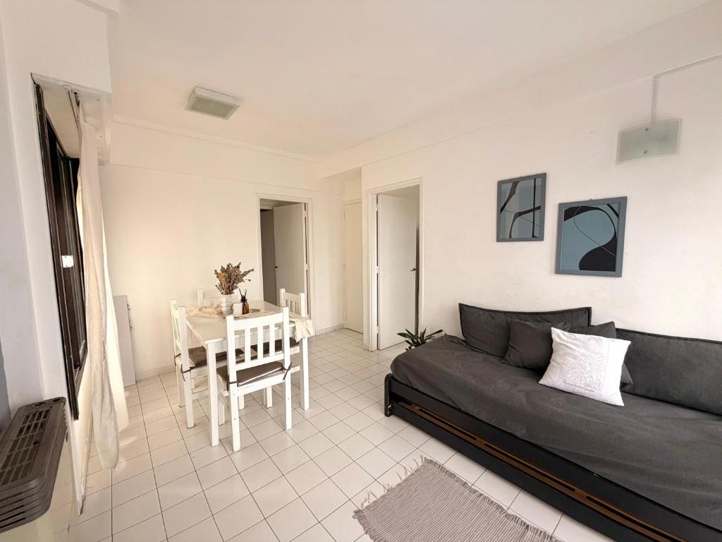 2 ambientes con balcon al contraf abierto y cochera fija - 5