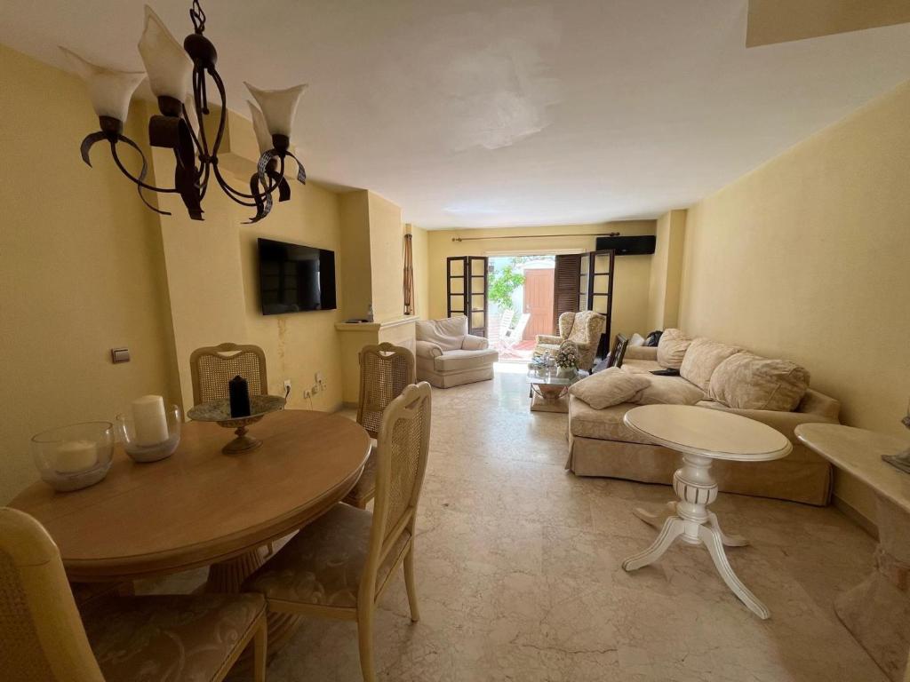 Estepona-Villacana two bedroom close to the beach DA39 - 2