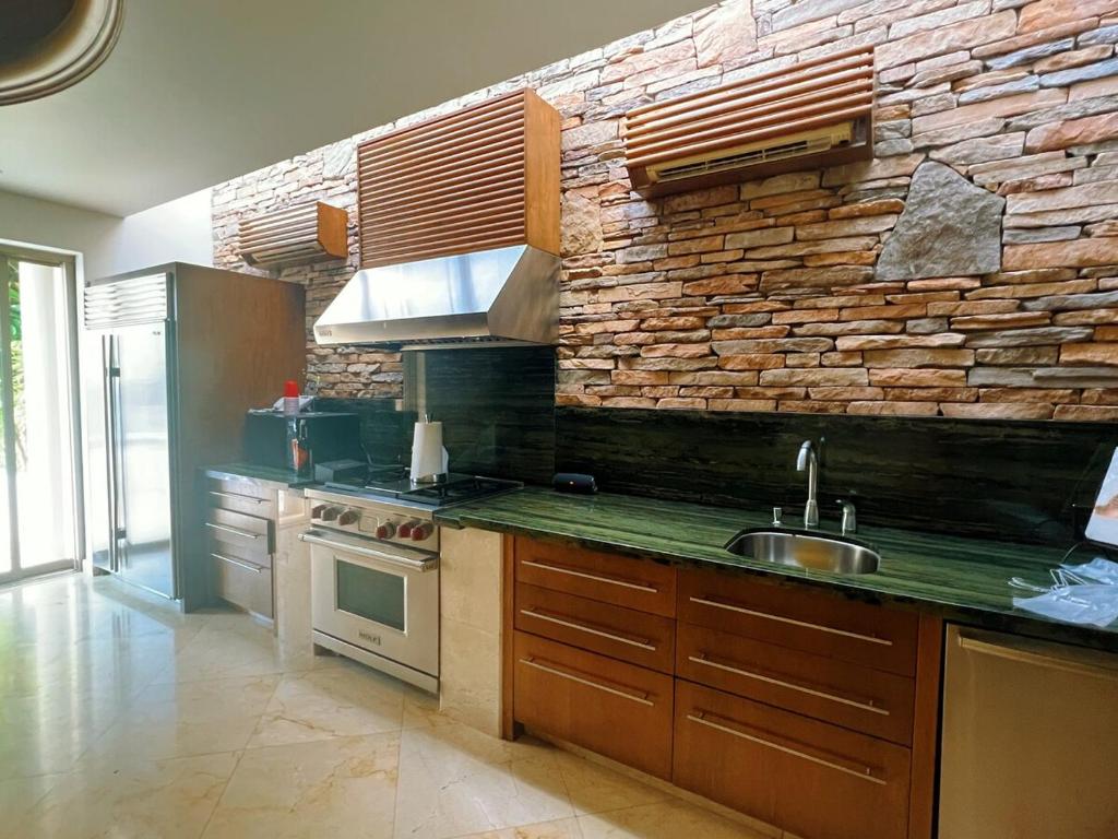 Pedregal Villa with 75-ft Pool and Panoramic Views - 3