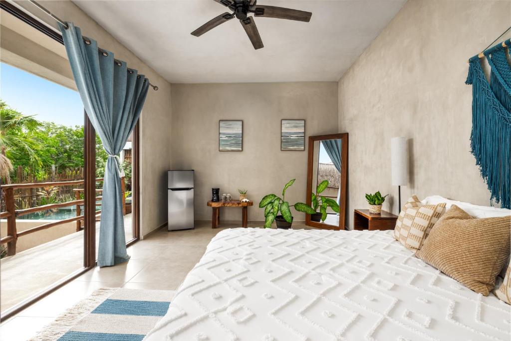 La Familia Casa and Suites - 2