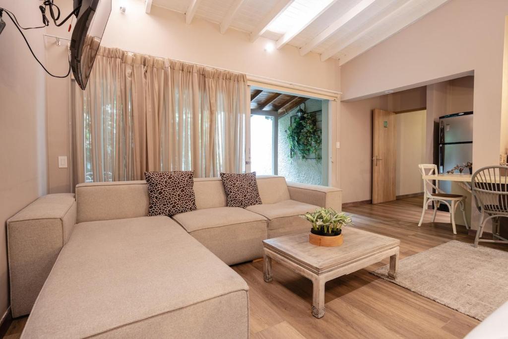 Apartment with balcony and AC - 1