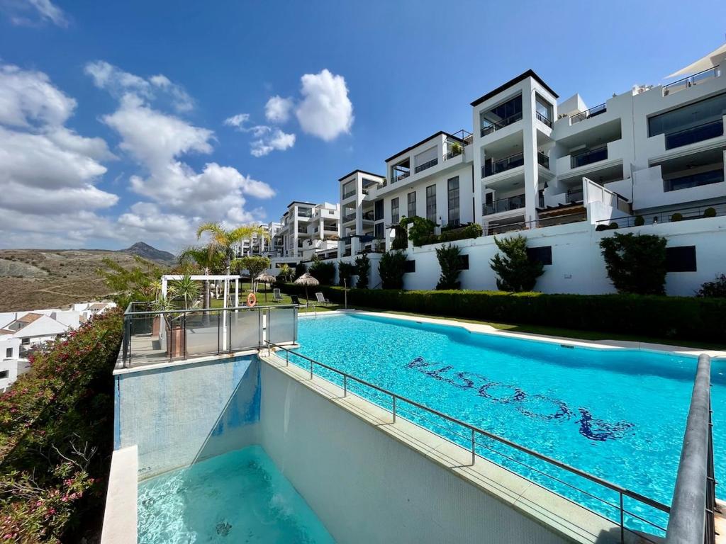 Luxury Retreat Panoramic Views Los Flamingos - 1