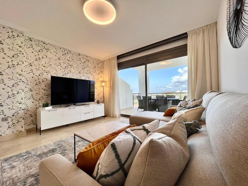Luxury Retreat Panoramic Views Los Flamingos - 2