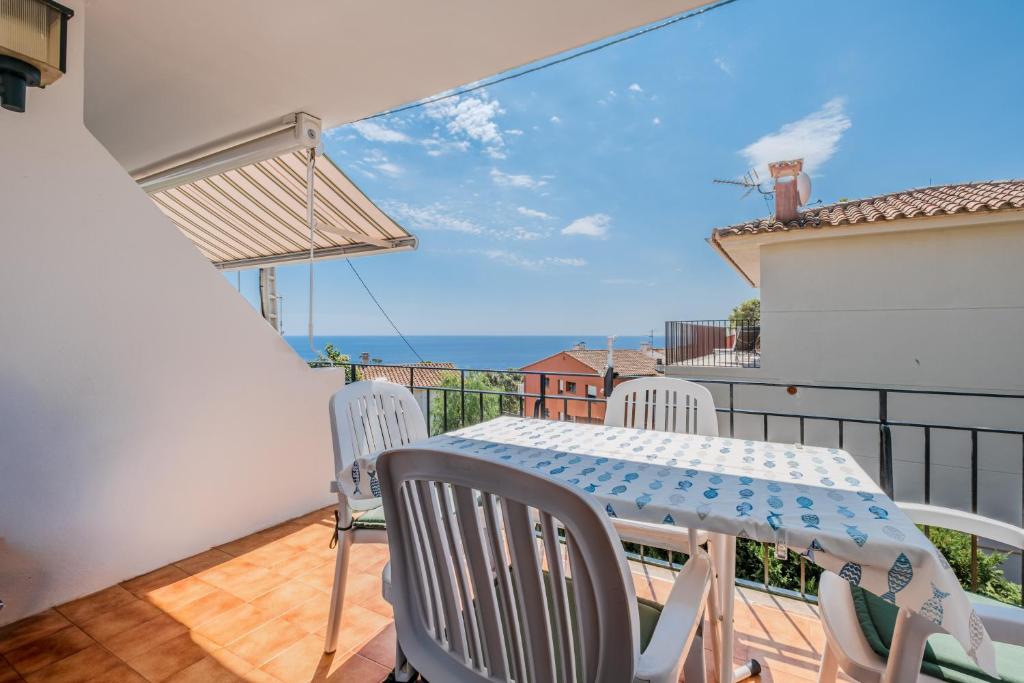 K-4 CALELLA DE PALAFRUGELL, 4 Pax - 1