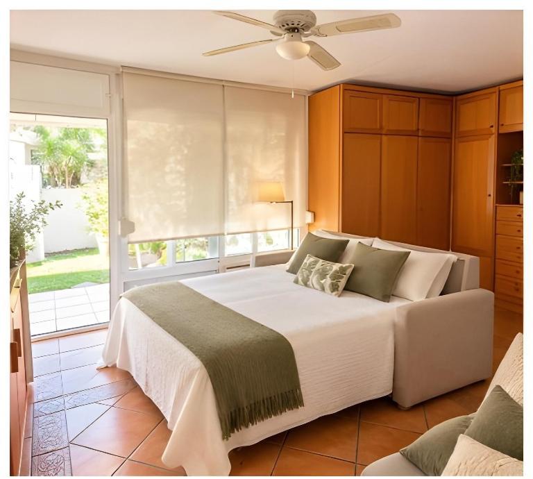 Evans Realty DN Bungalow & Piscina & Terraza & AC - 5