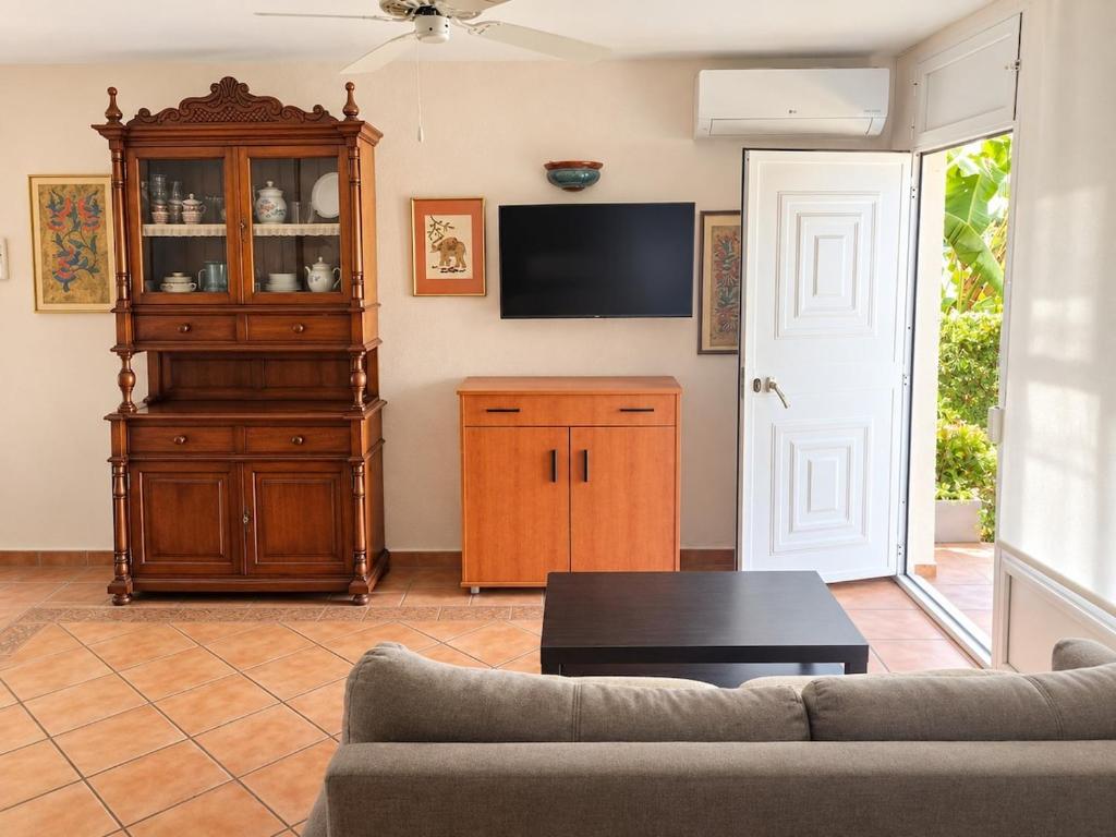 Evans Realty DN Bungalow & Piscina & Terraza & AC - 3