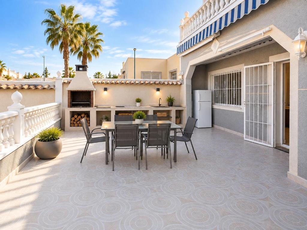 Mediterranean Style Villa - 3