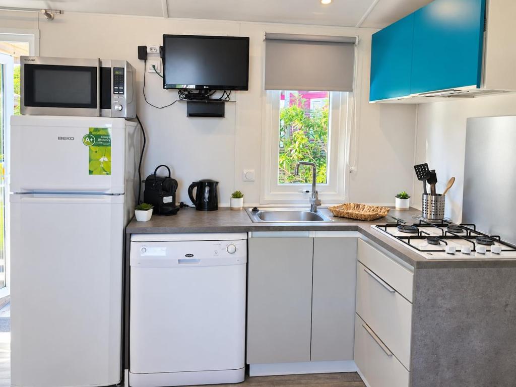 L'Azur MobilHome 6 personnes Camping 4 étoiles Piscine Proche des Plages du Barcarès - 5