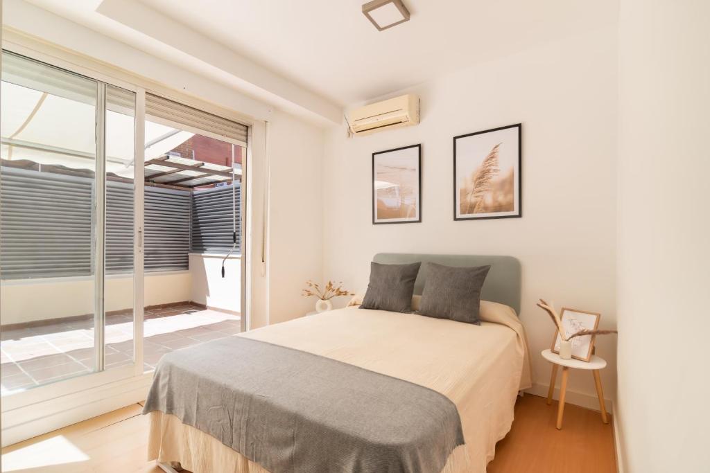 Apartment with Private Terrace, Pinar del Rey - Madrid - 4