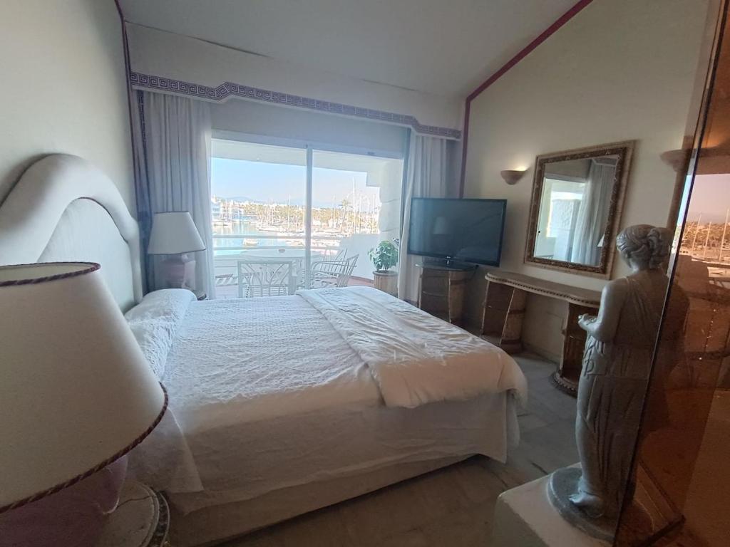 Puerto Marina 3 - 4