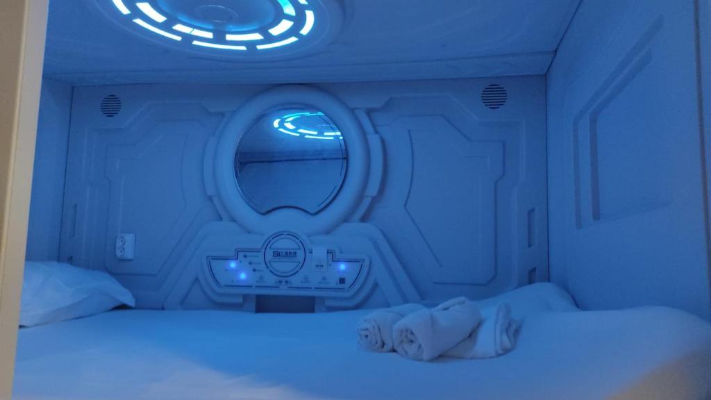 gao hostel capsules - 5