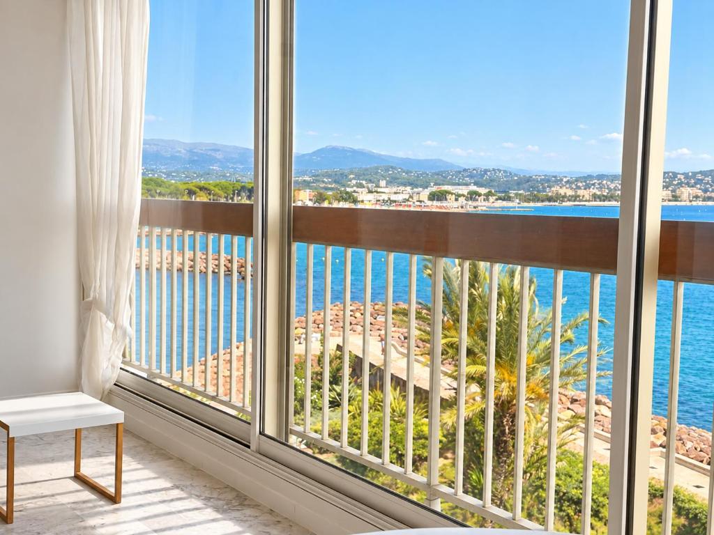 Résidence Pullman Vue Panoramique sur la mer 1 - 2