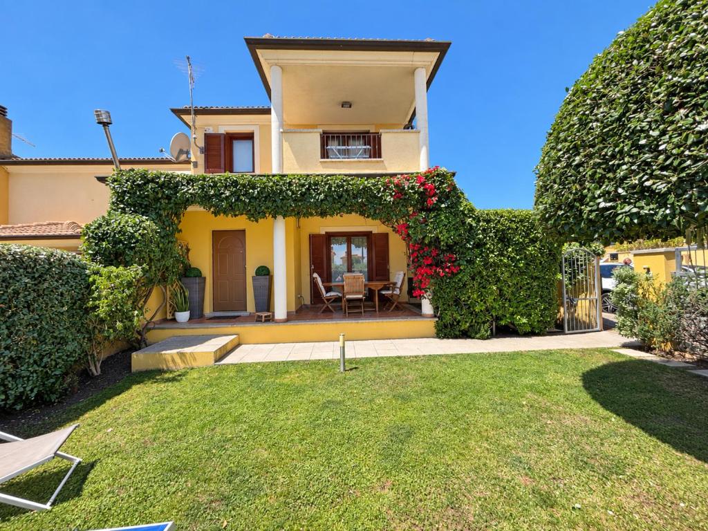 Accogliente casa con giardino a Olbia - 1