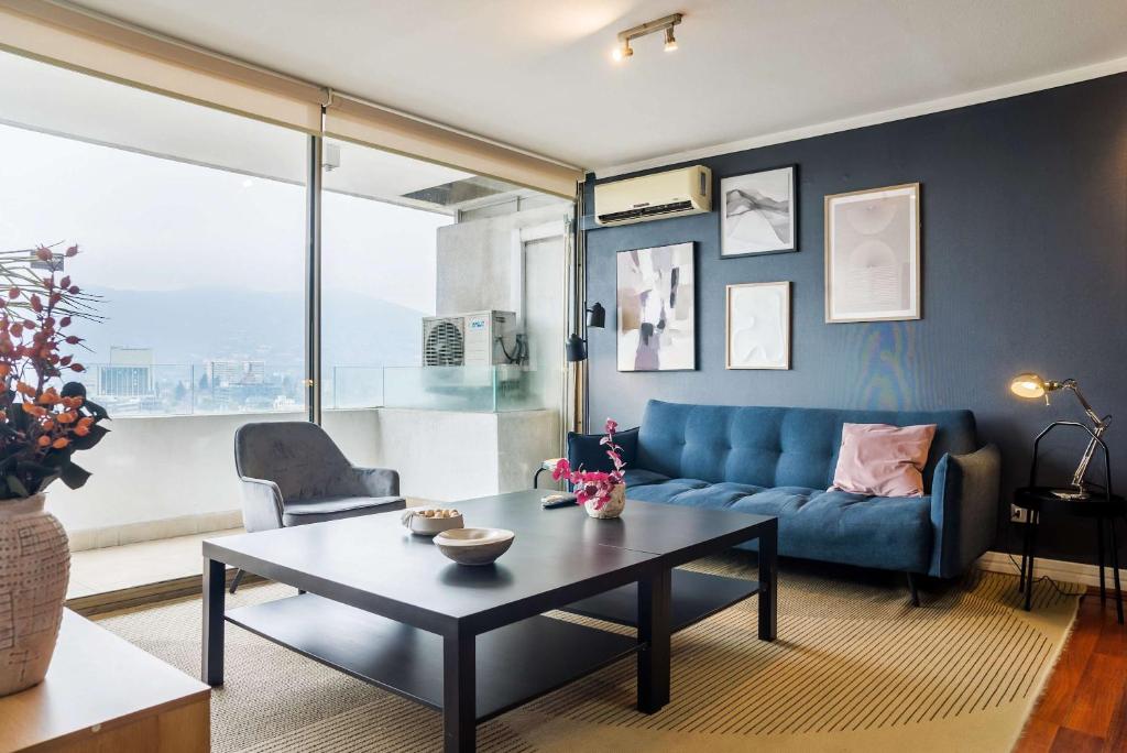 Stylish 2BR City Flat Modern Design and Comfort - 1