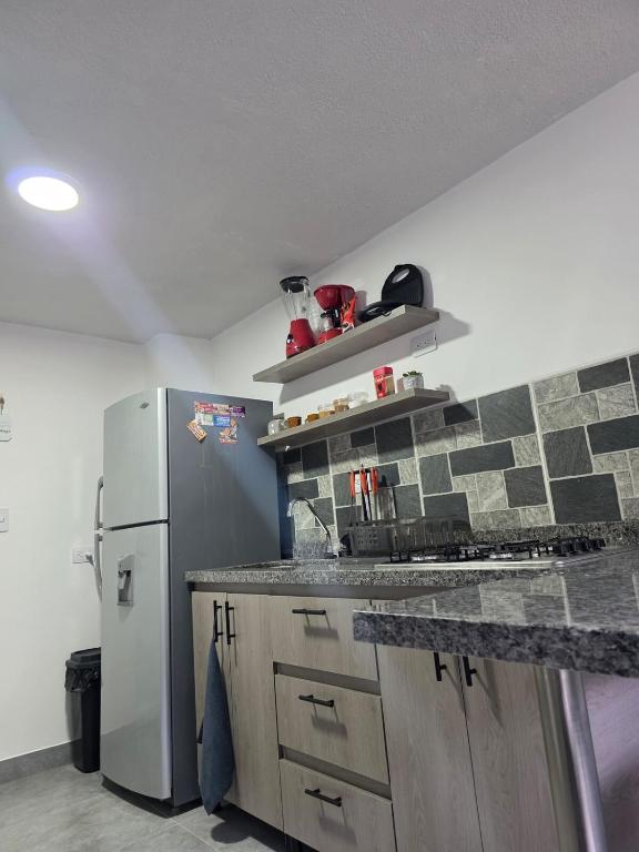 Nuevo Moderno y Equipado - 2