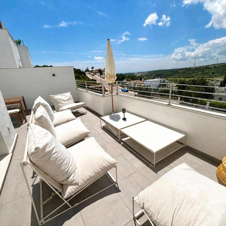 New 3-Bedroom Apartment with Panoramic Views Pool Gym & Parking in Habitat Valle Romano - 5