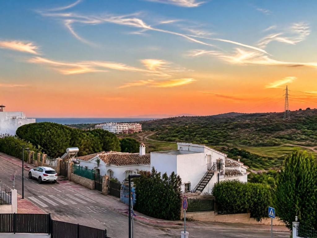 New 3-Bedroom Apartment with Panoramic Views Pool Gym & Parking in Habitat Valle Romano - 3