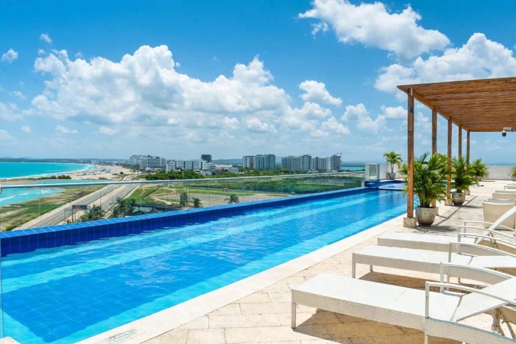 Ocean View, Infinity Pool and the Malecón del Mar - 4