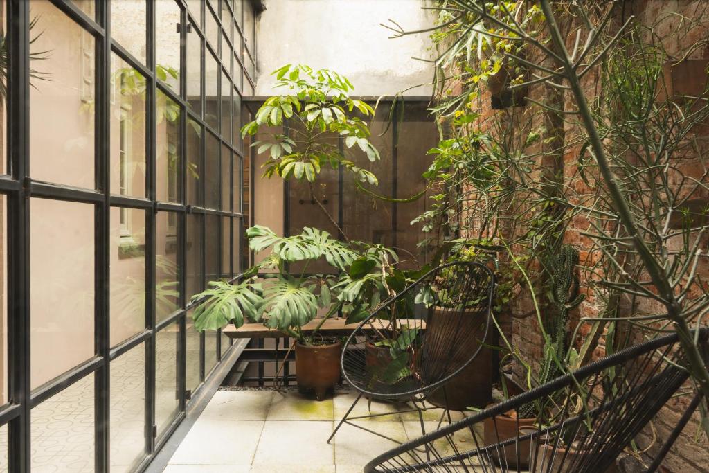 Boutique Townhouse by XOLO STAYS - 3