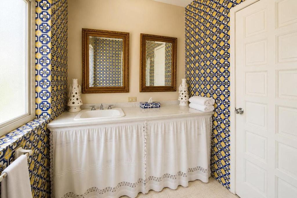 Casa Carlota Exclusive Mansion Pool & Garden - 5