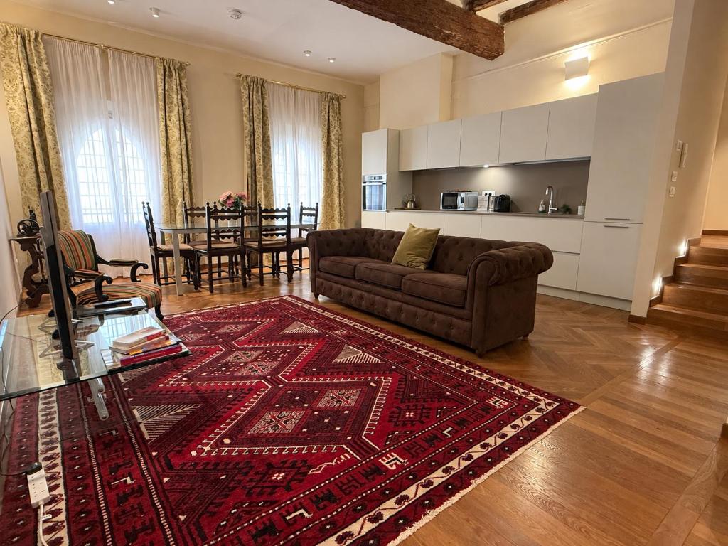 Elegant Home in the Heart of Bologna, Via de Musei - 4