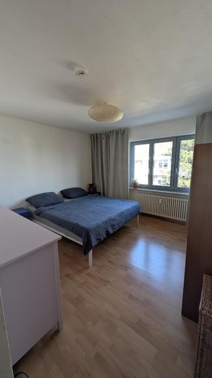Spacious 3-Room Apartment - 4