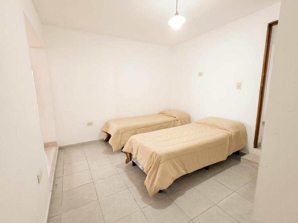 Casa 4 dorm en country privado - Pileta y golf - 4