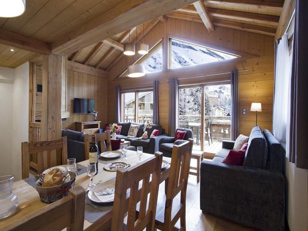 Chalet in Les 2 Alpes near Ski Piste - 3