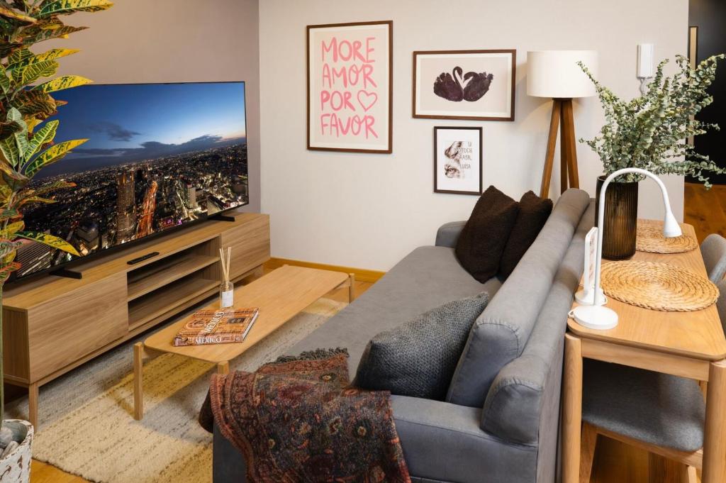 Charming Apartment w/Balcony | Roma Norte - 3