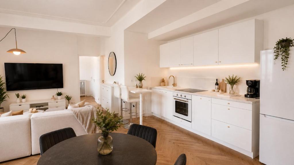 Palais Meurice, beautiful apartment in Cannes Center proche Palais des Festivals - 5