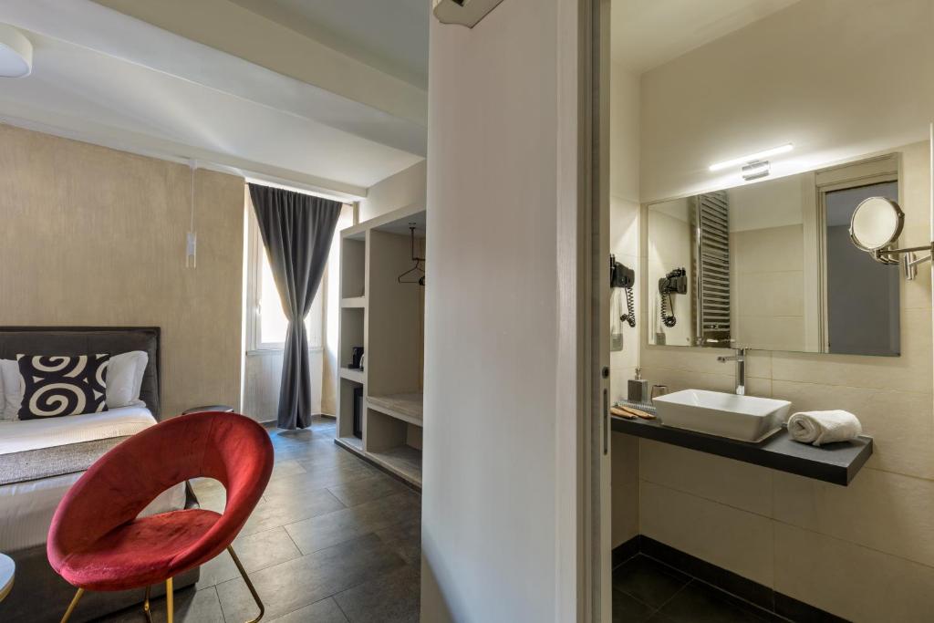 Black And White Suite - 4