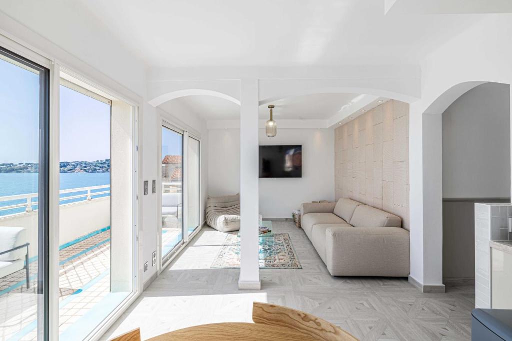 Sublime 2 bedroom Flat, Terrace sea view - Antibes - 2