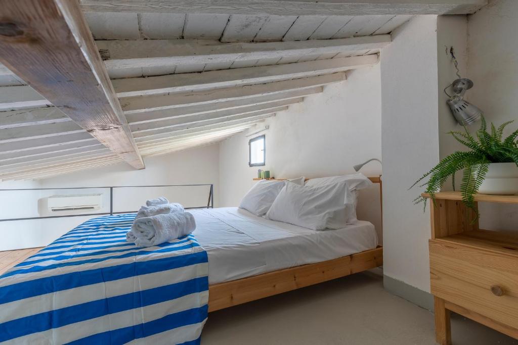 GuestHost - Enchanting Apartment in Pisa's Centre - 3