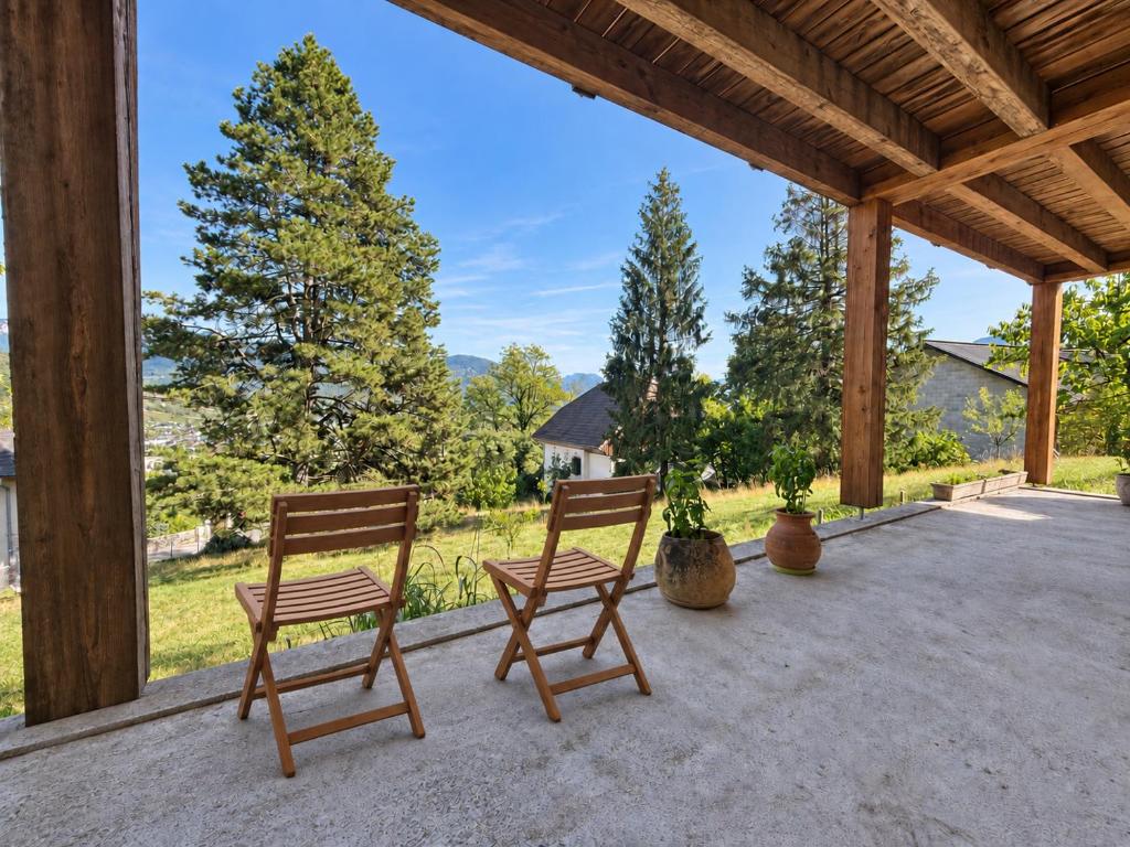 Terrasse privée et calme près de Chambéry-Parking - 1