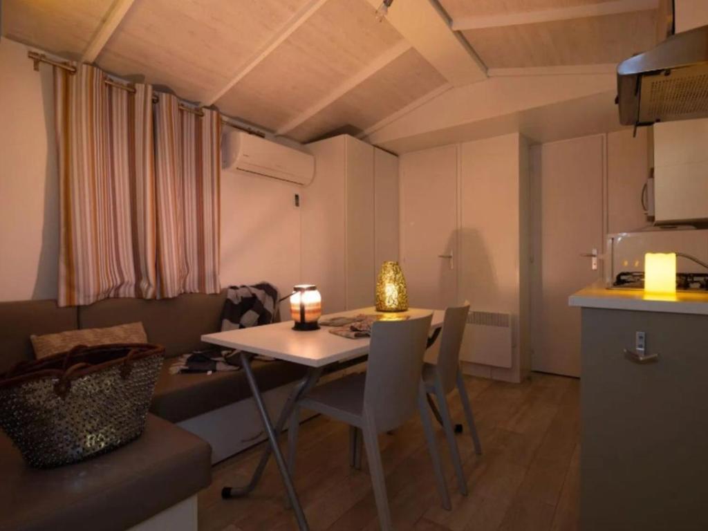 Mobil home avec terrasse - 4 pers. - 3