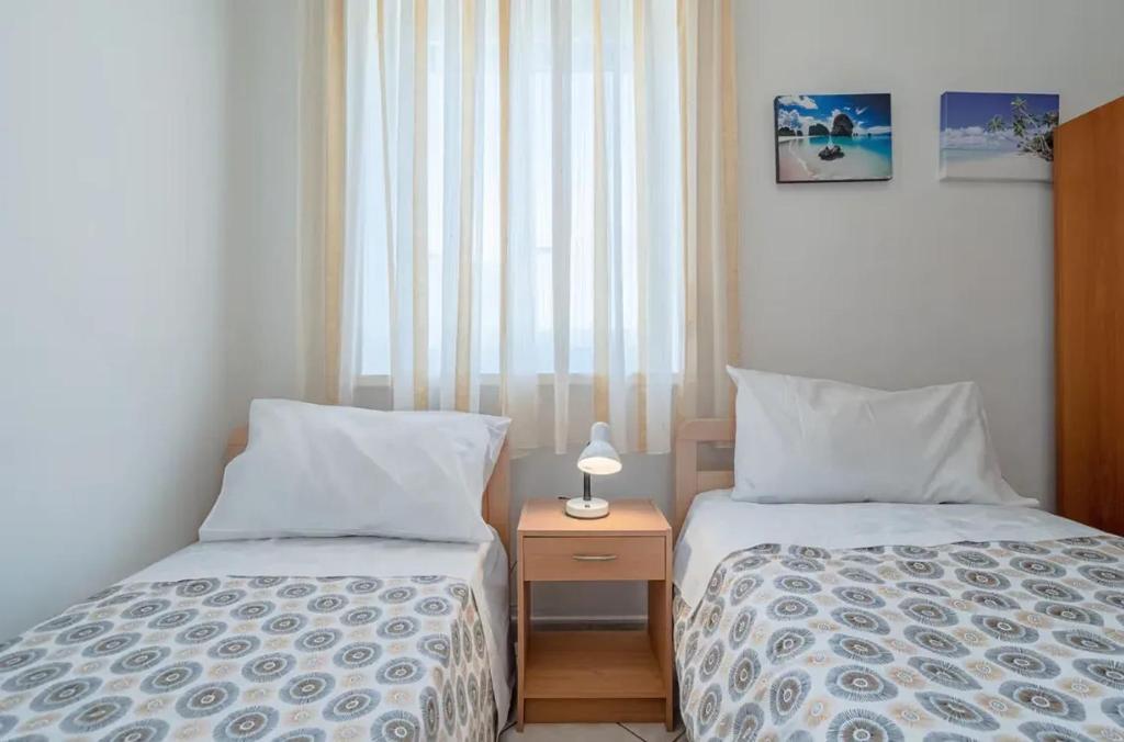 Charming House in Fontane Bianche with Private Garden - 3