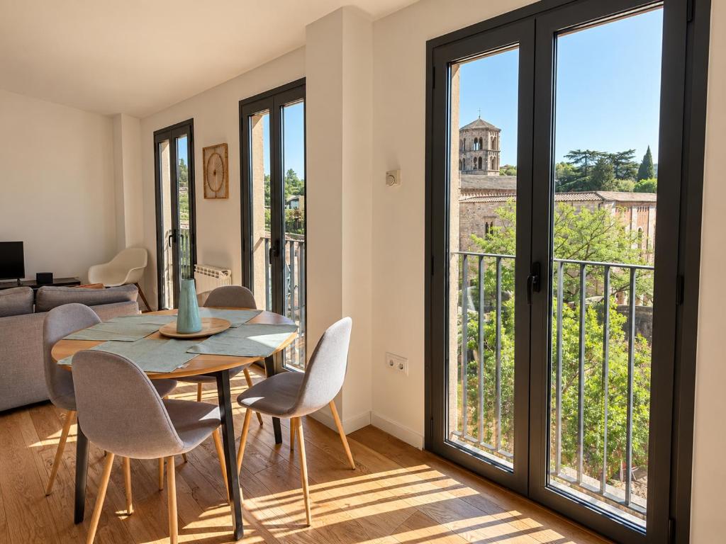 Stunning apartment w amazing views in Girona - 3