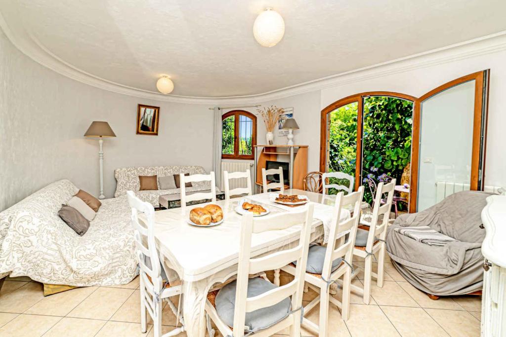 Appartement confortable au Bar-sur-Loup, 84 m², vue montagne - 4