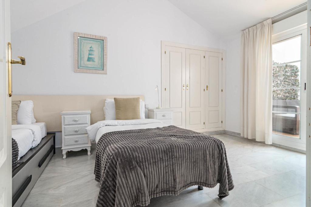 Sam65I Central 2 Bed Penthouse In Nueva Andalucia - 4