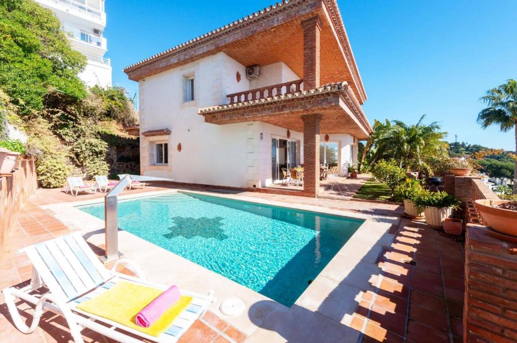 Villa Mirasol by Villa Plus - 2