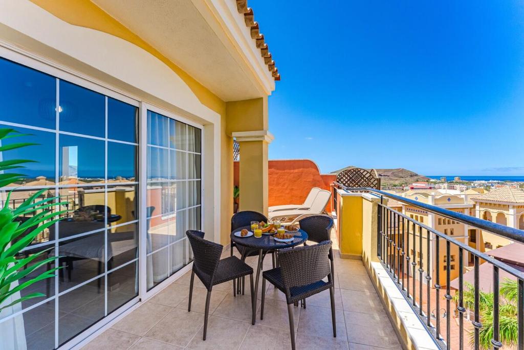 Heated Pool & Ocean Views Los Cristianos - 2