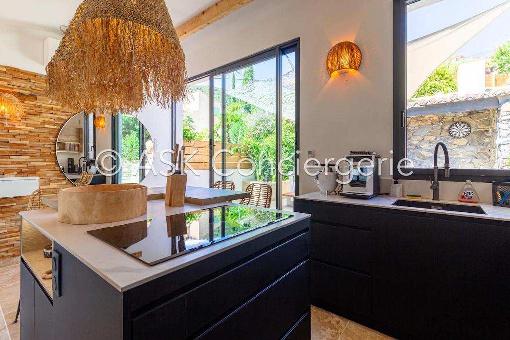 Island - hot tub, exceptional sea view - 5