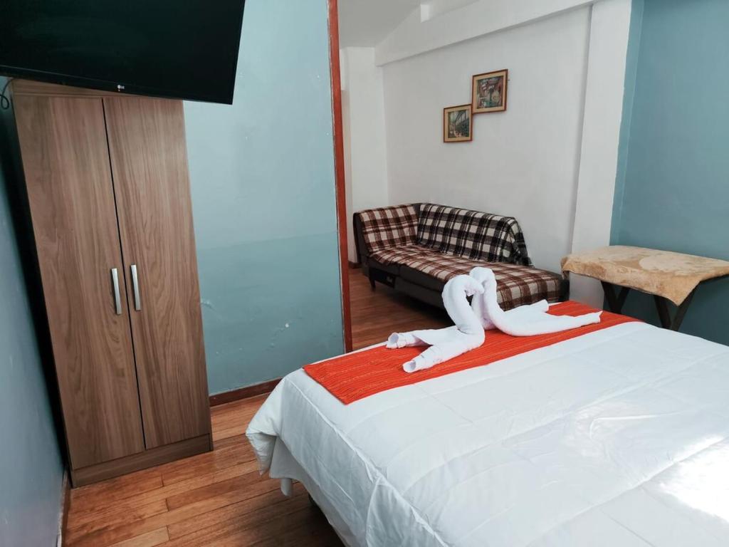 Pakay Wasi Queen Room with Private Bathroom - 3